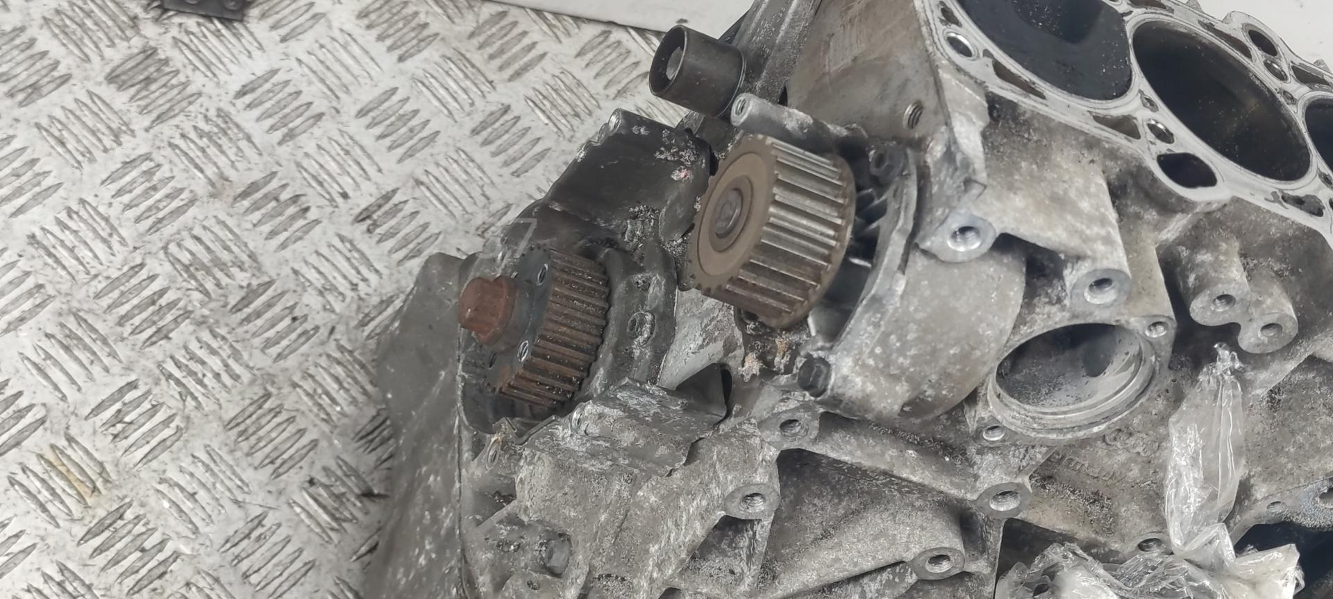 Блок двигателя