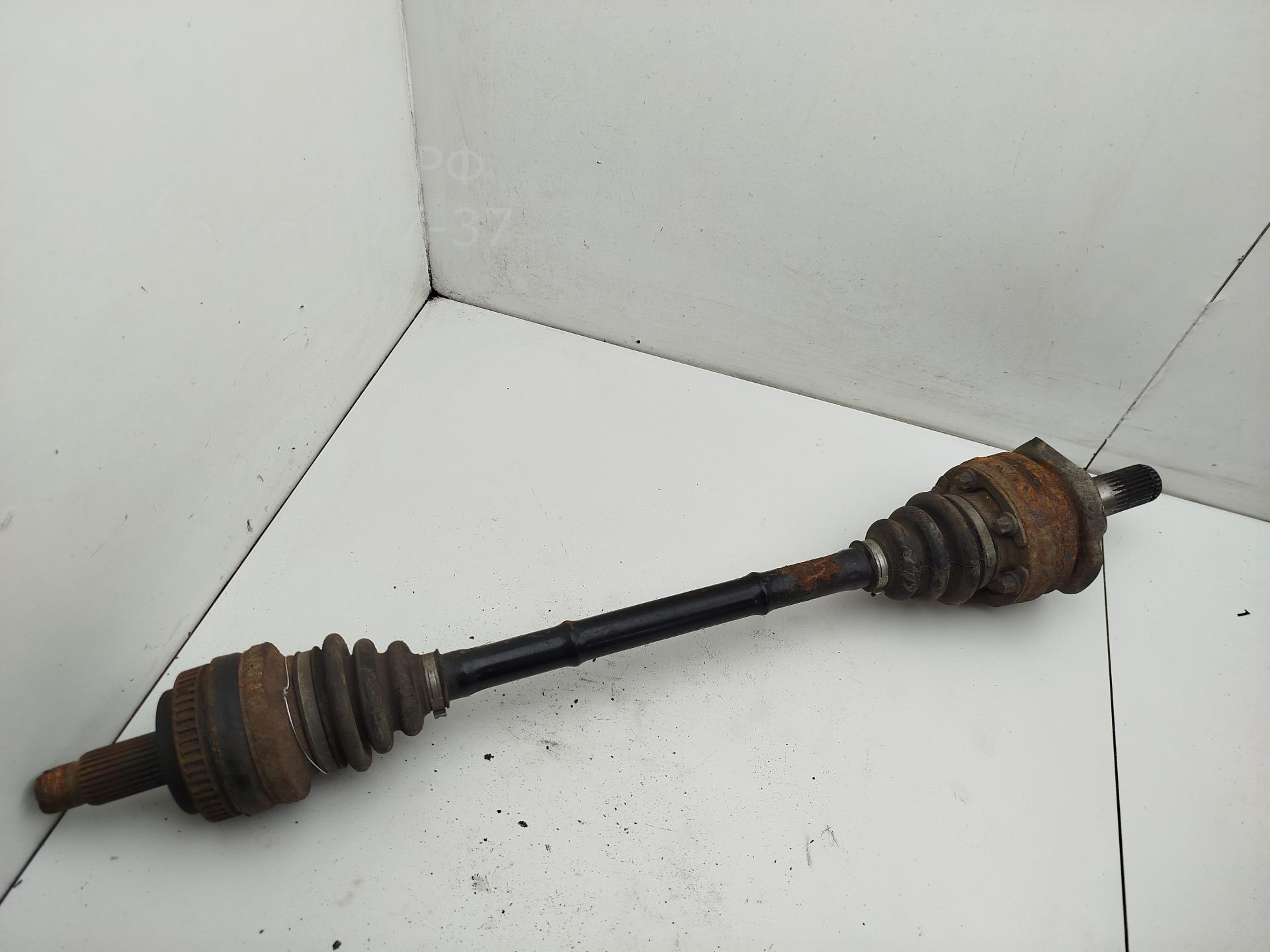 Полуось задняя