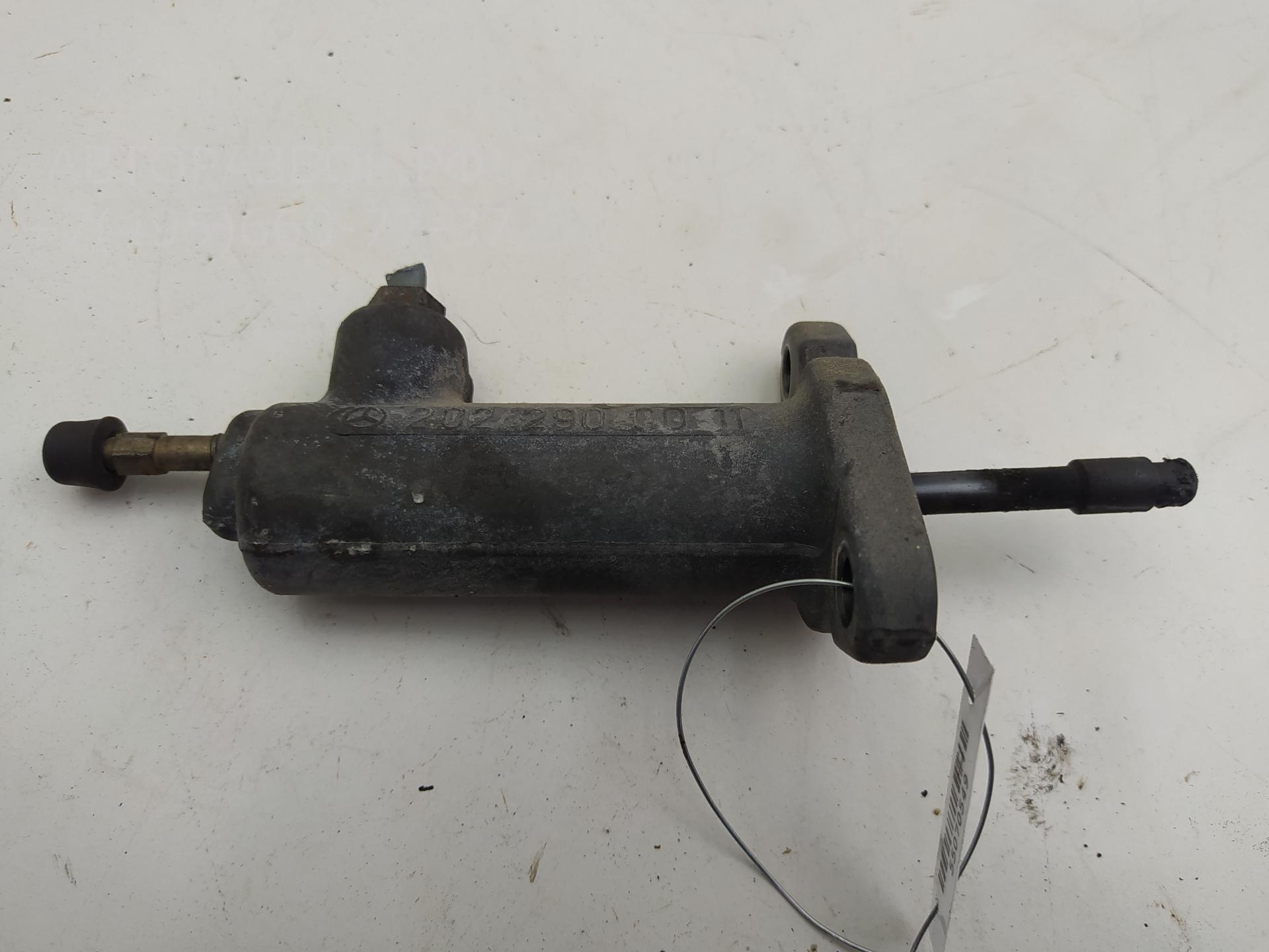 Цилиндр сцепления рабочий