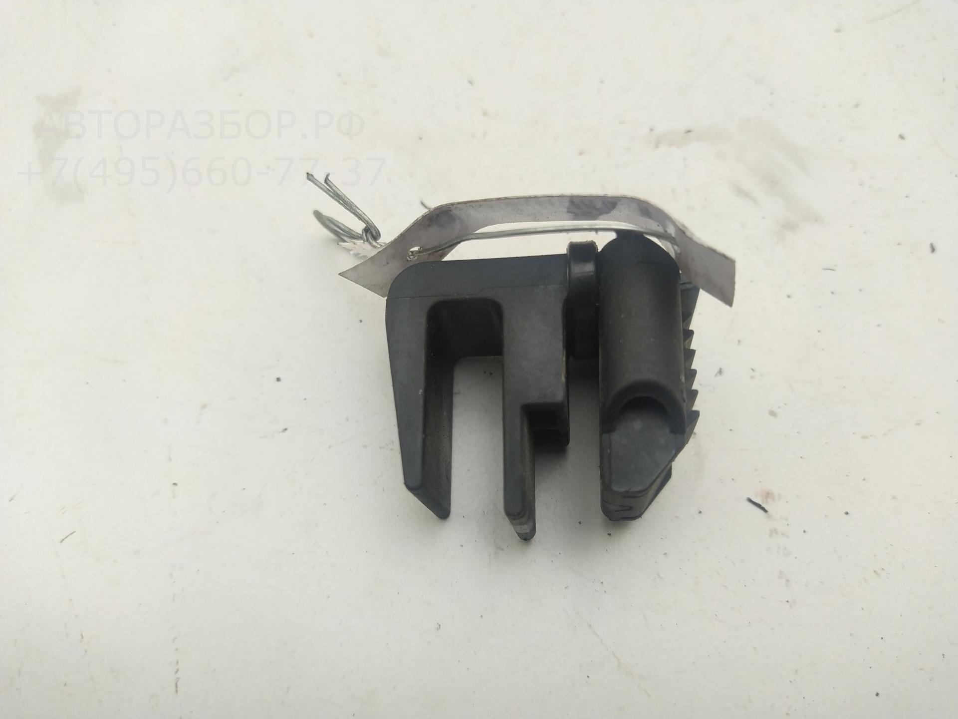 Кронштейн радиатора