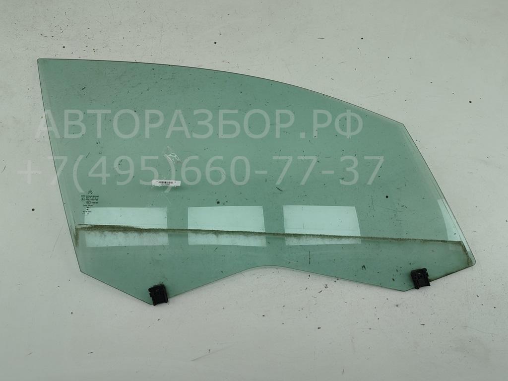 Стекло двери передней правой