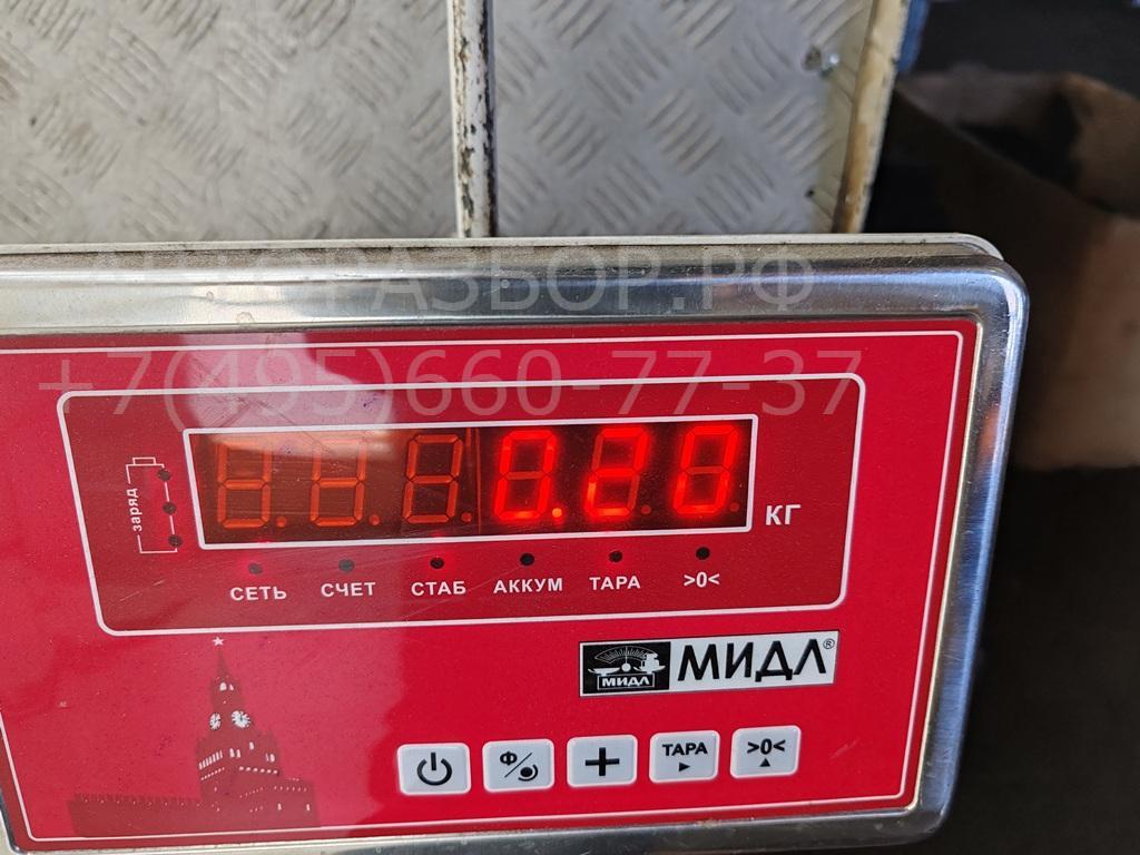 Накладка двери передней правой