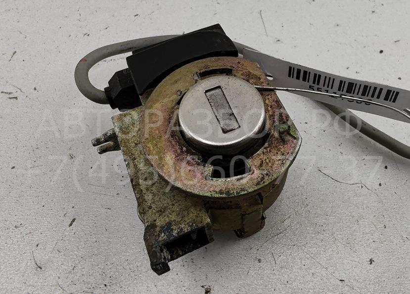 Вставка замка двери