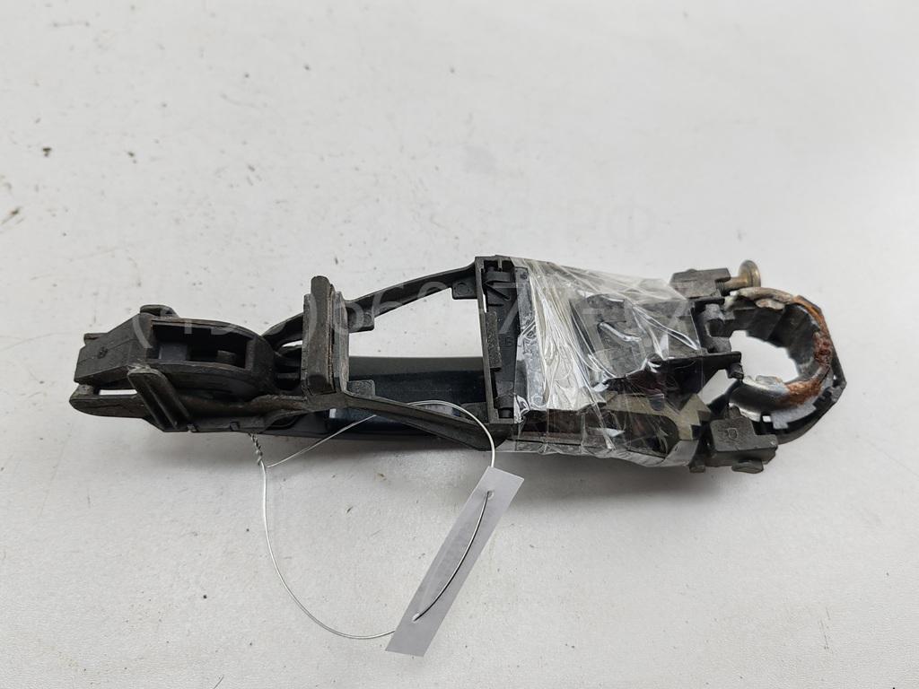 Ручка двери передней наружная левая