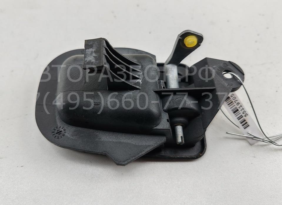 Ручка двери передней внутренняя левая