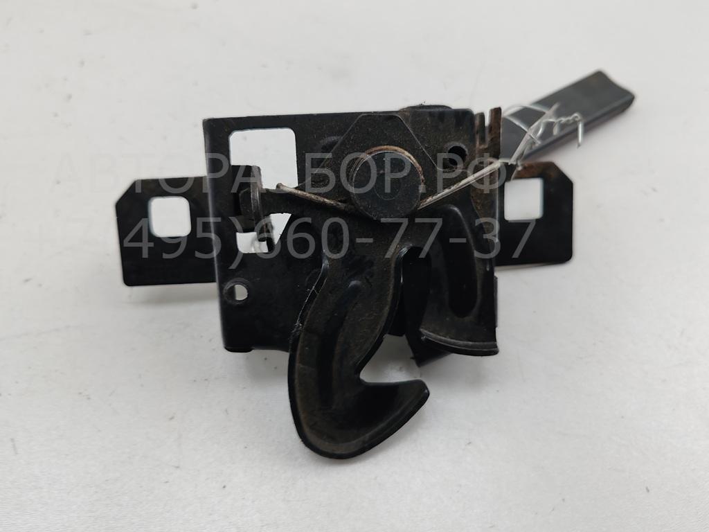 Замок капота