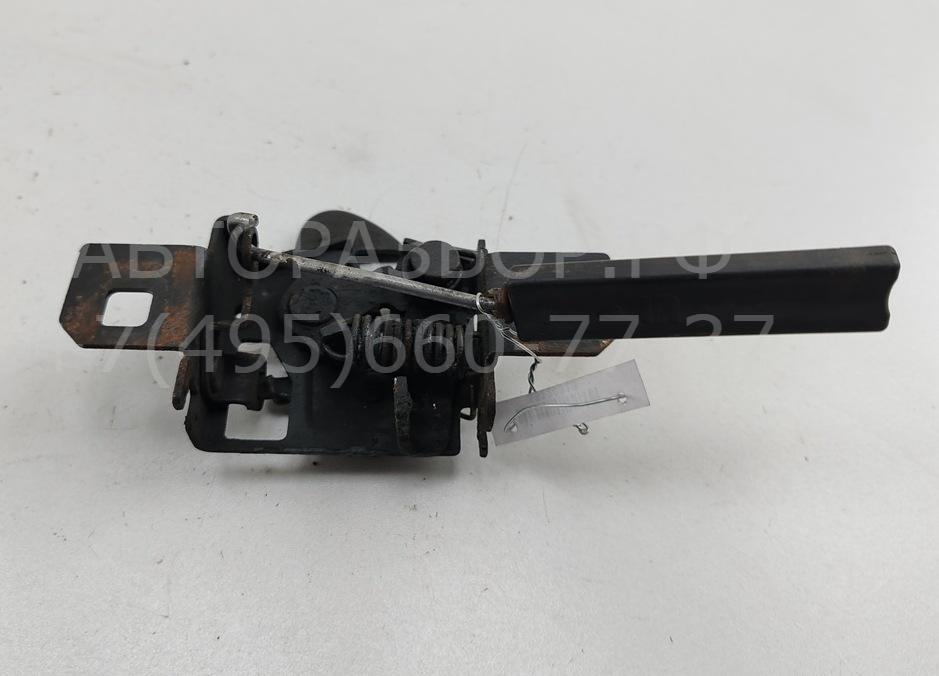 Замок капота