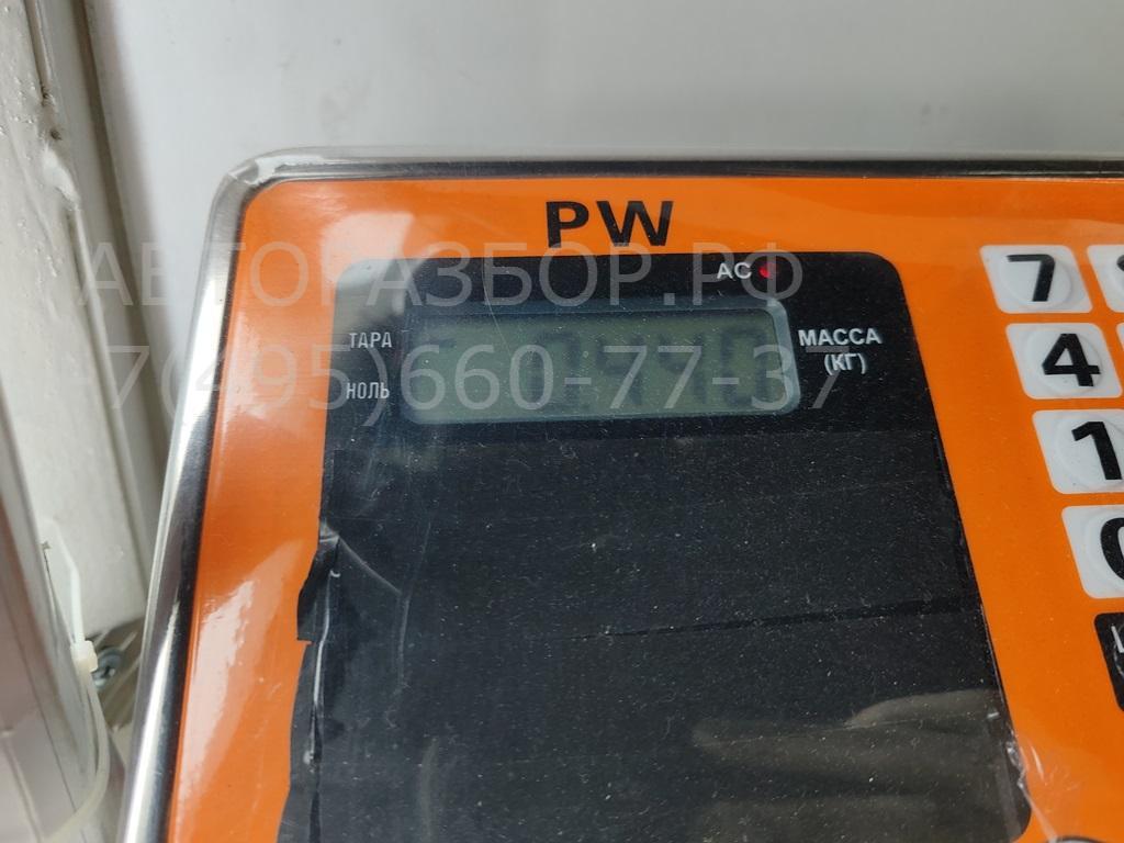 Замок двери передней левой