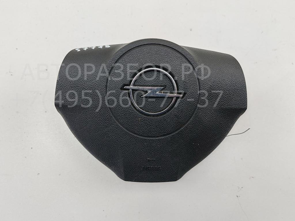 Подушка безопасности в рулевое колесо