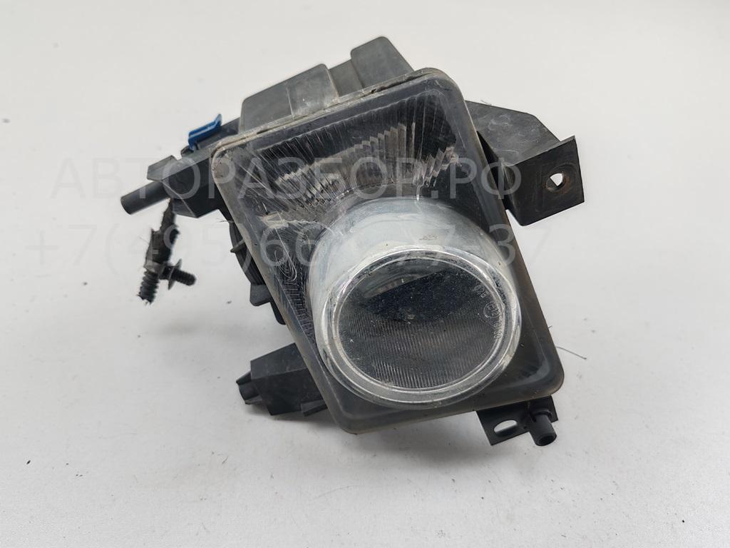 Фара противотуманная правая