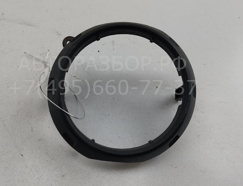 Рамка противотуманной фары левой