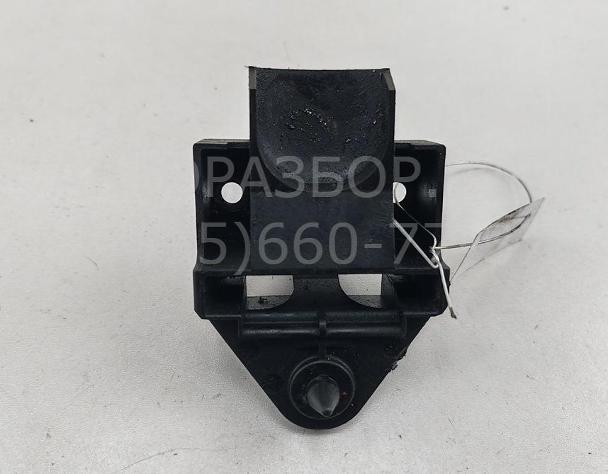 Кронштейн радиатора