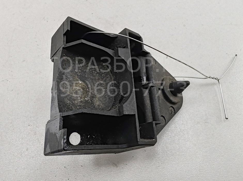 Кронштейн радиатора