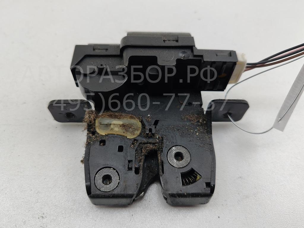 Замок багажника