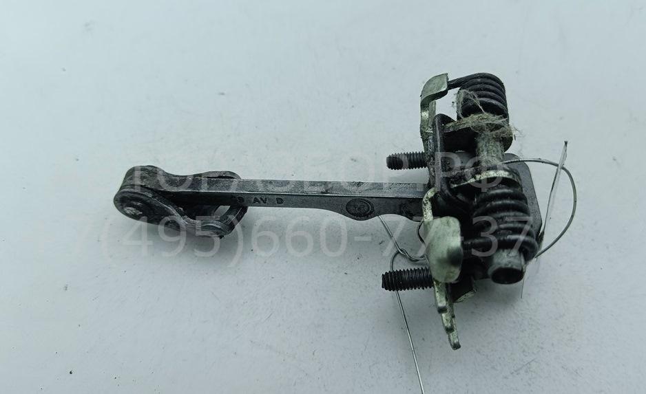 Ограничитель двери