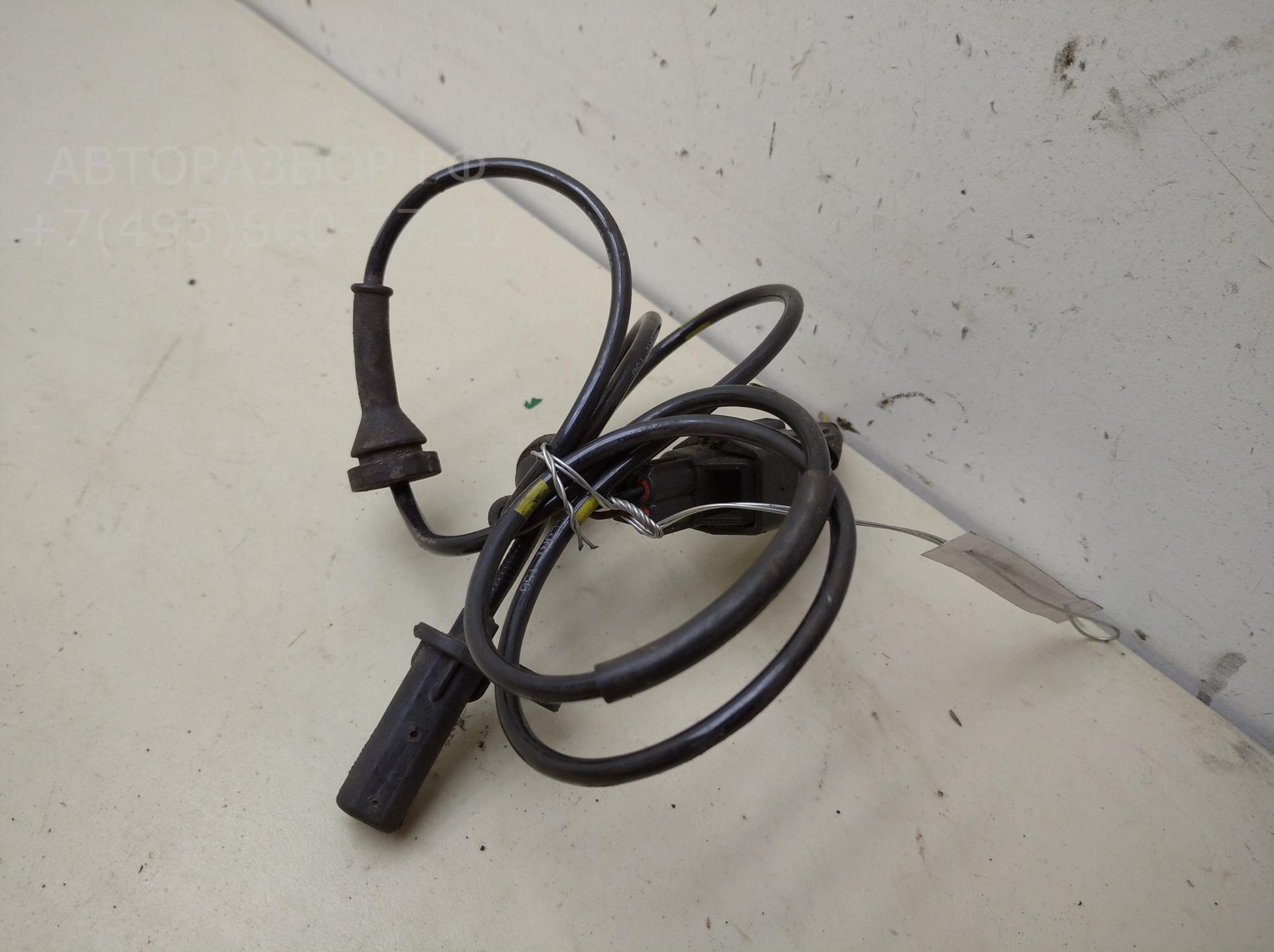 Датчик ABS передний