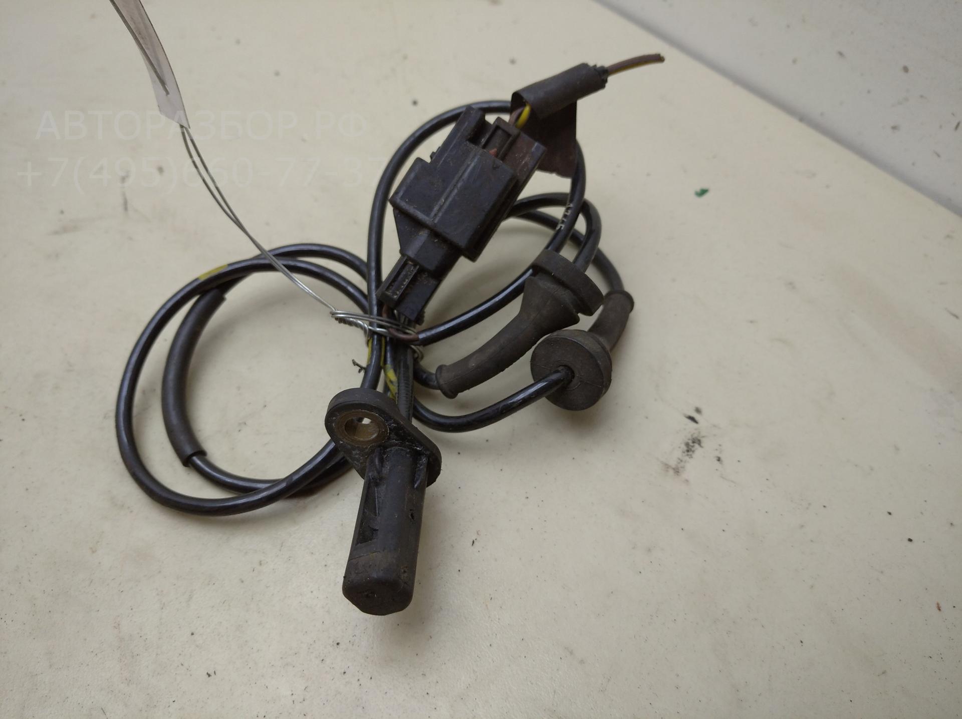 Датчик ABS передний