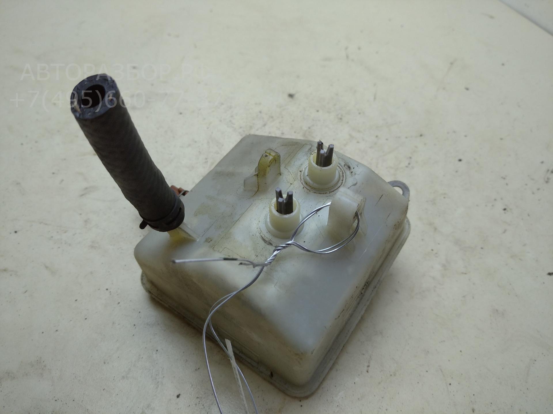 Бачок главного тормозного цилиндра