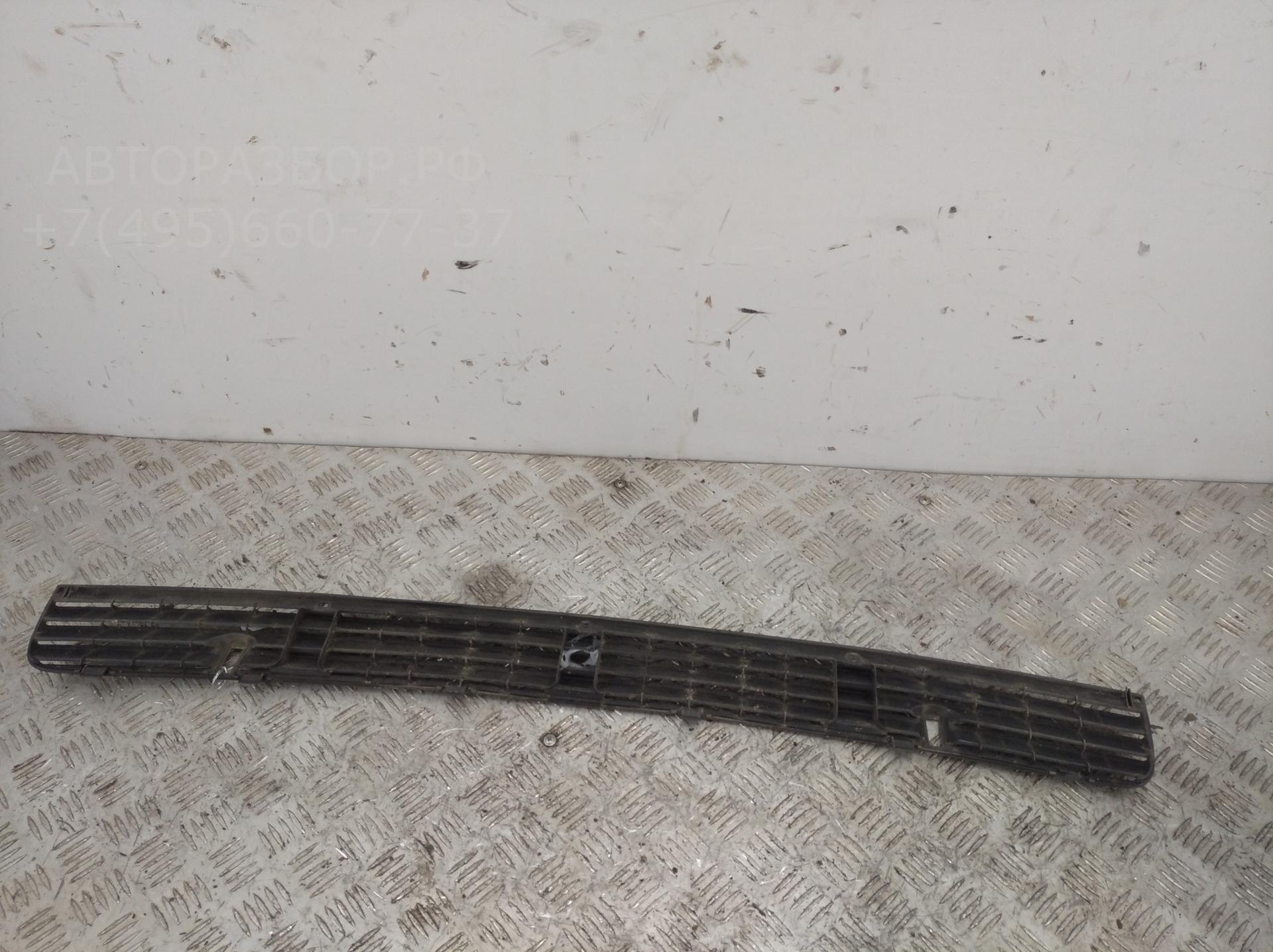 Решетка в капот