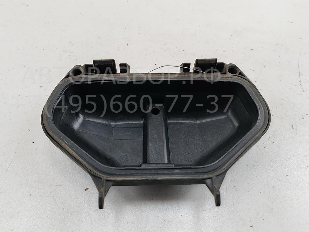 Крышка фары левой