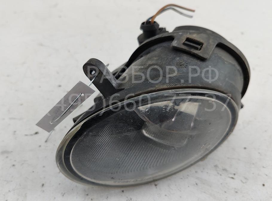 Фара противотуманная правая
