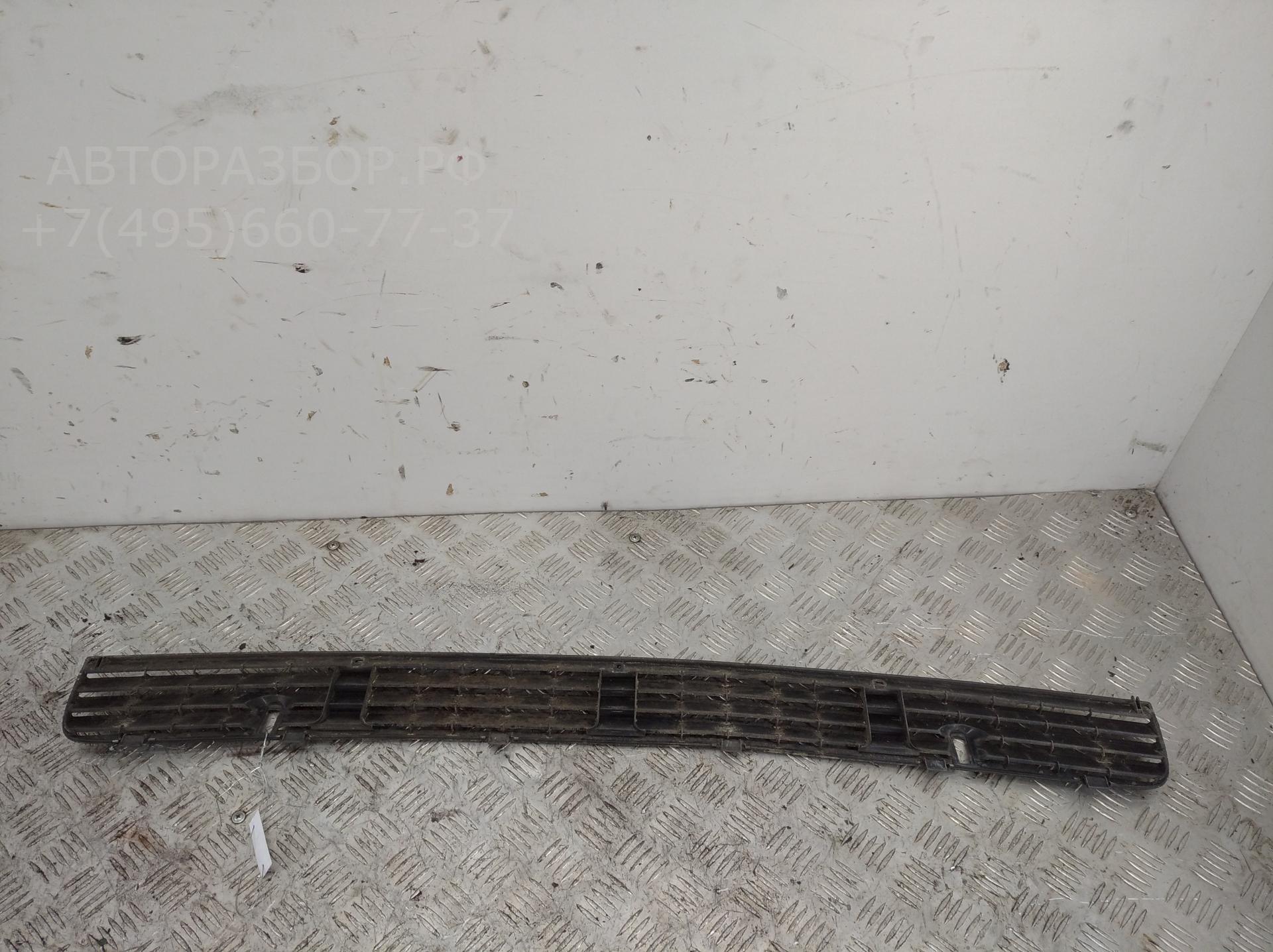 Решетка в капот