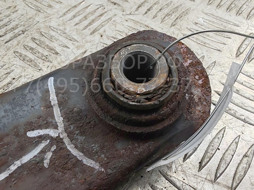 Рычаг задний правый