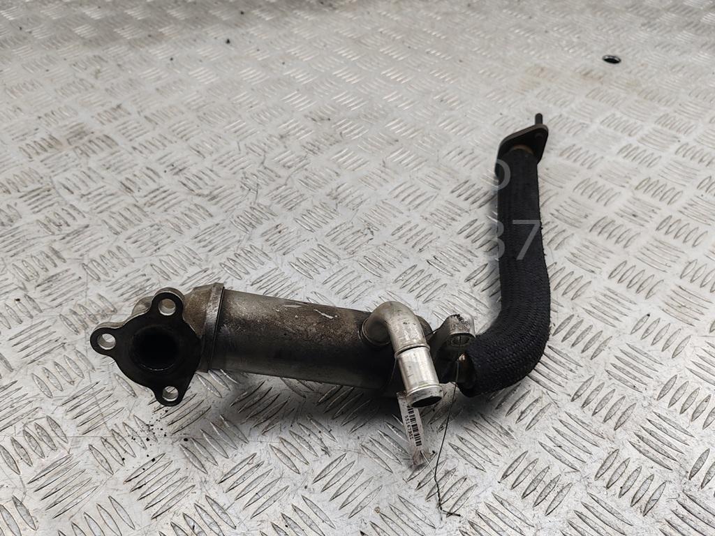 Тройник вентиляции картерных газов