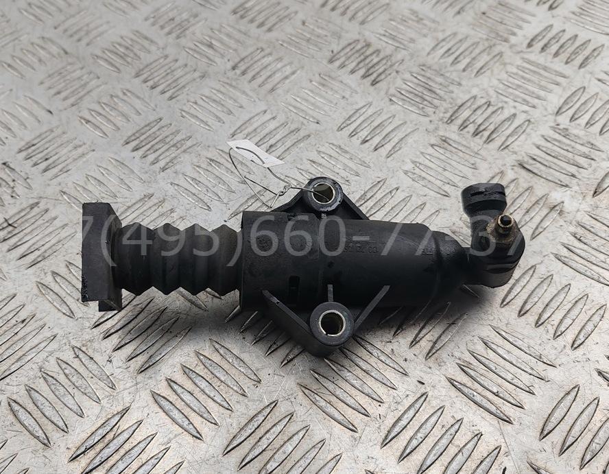 Цилиндр сцепления рабочий