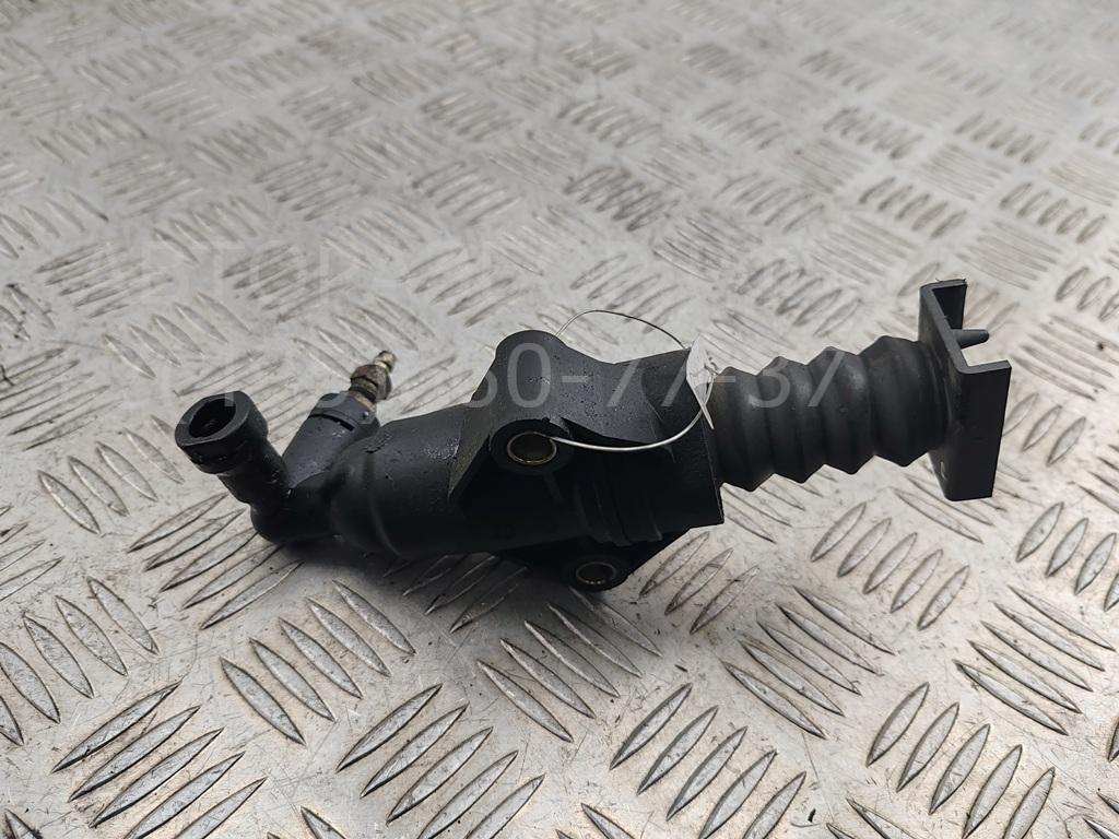 Цилиндр сцепления рабочий