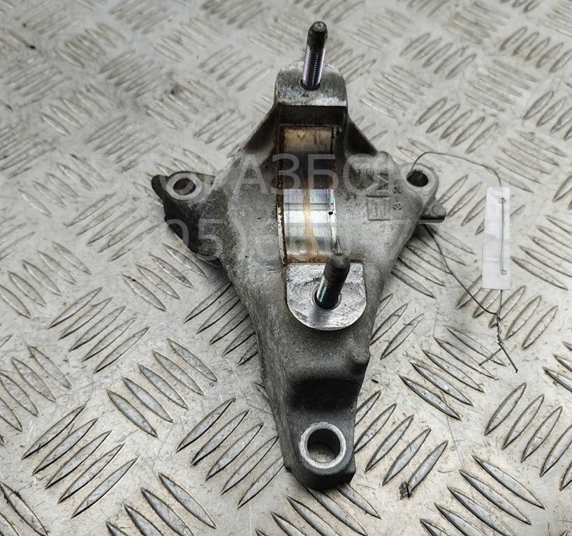 Кронштейн (сопут. товар)