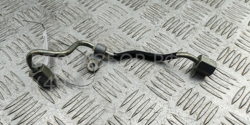 Трубка топливная