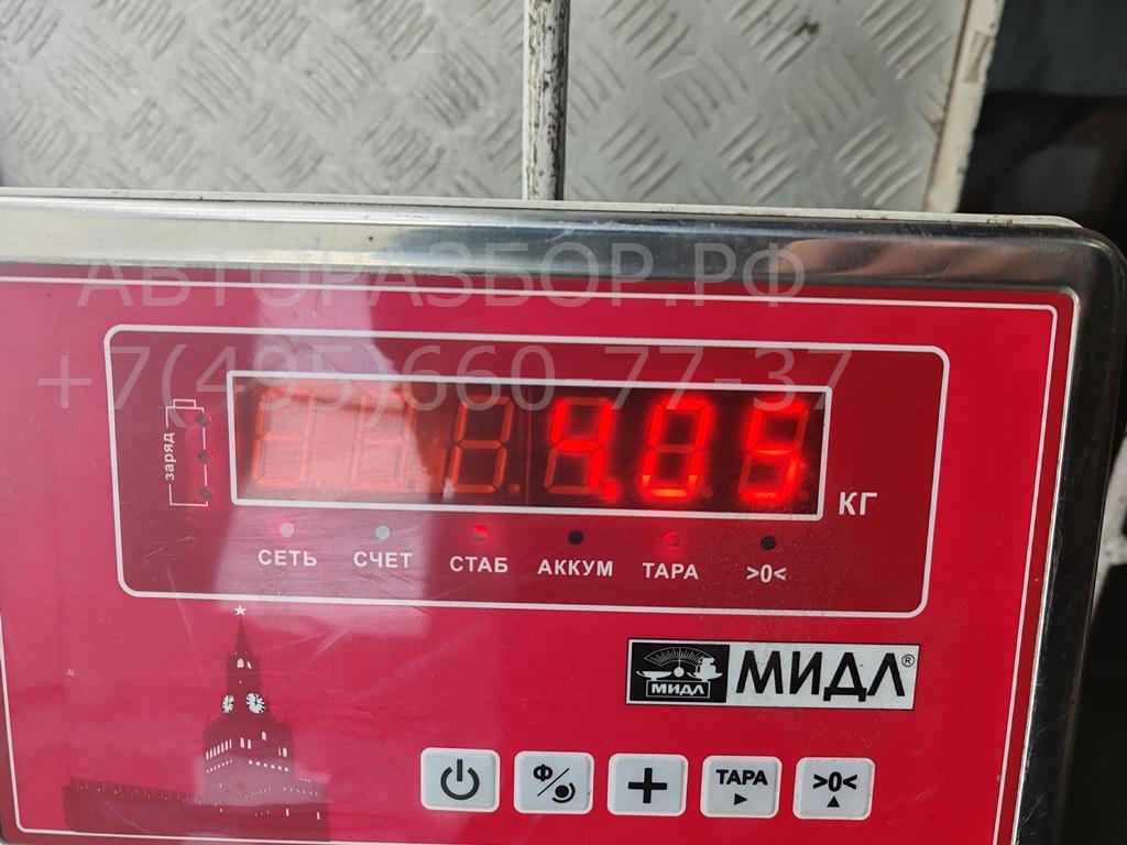 Стекло двери передней правой