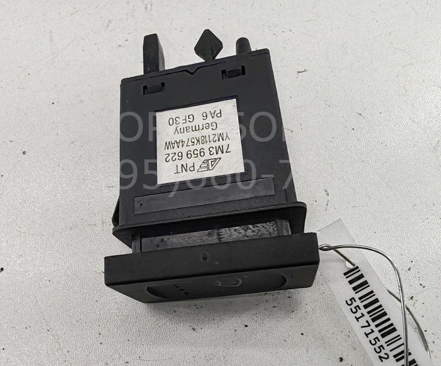 Кнопка обогрева переднего стекла