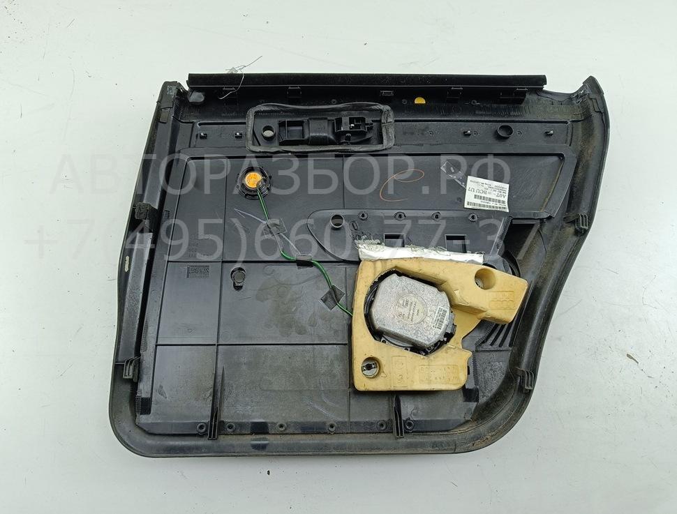 Обшивка двери задней левой