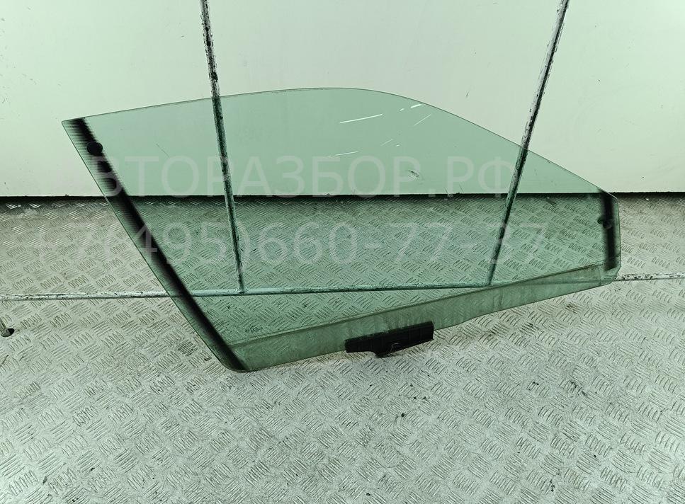 Стекло двери передней правой