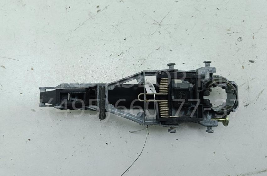 Ручка двери передней наружная левая