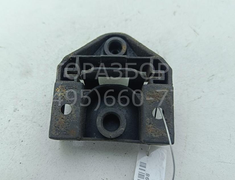 Кронштейн радиатора