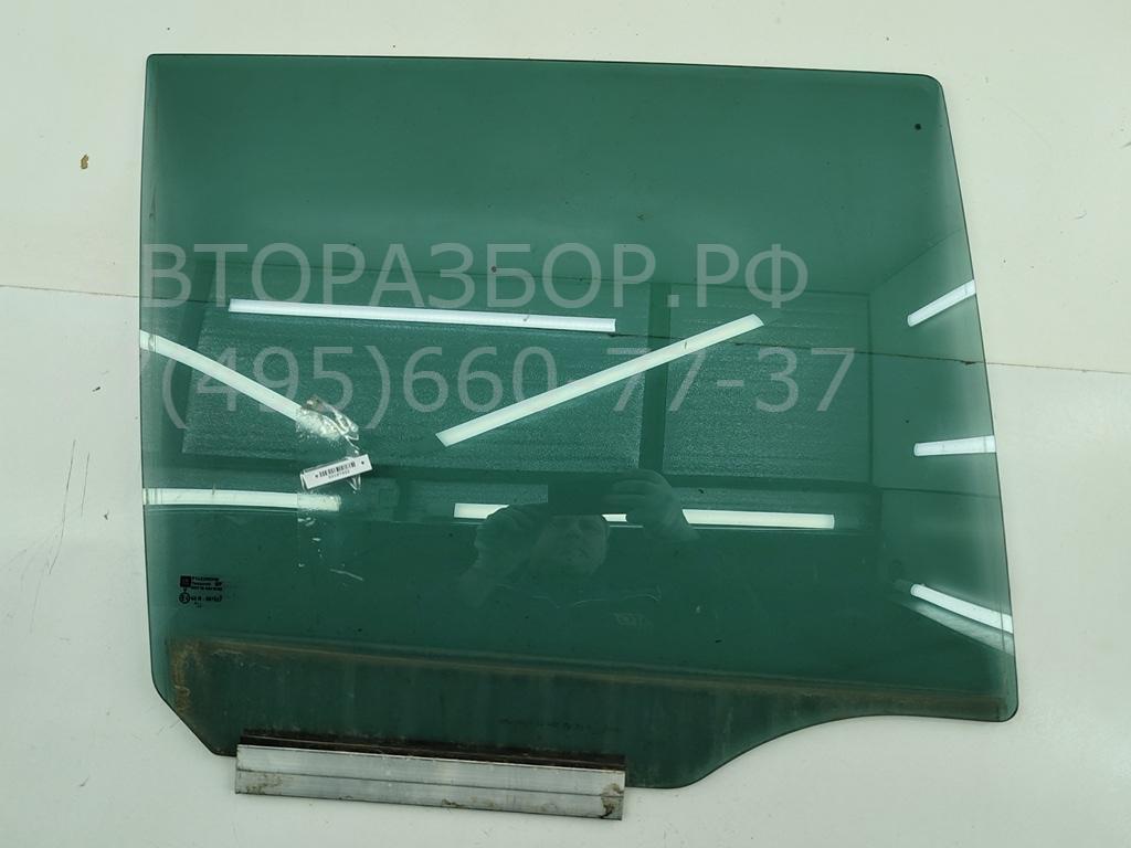 Стекло двери задней правой