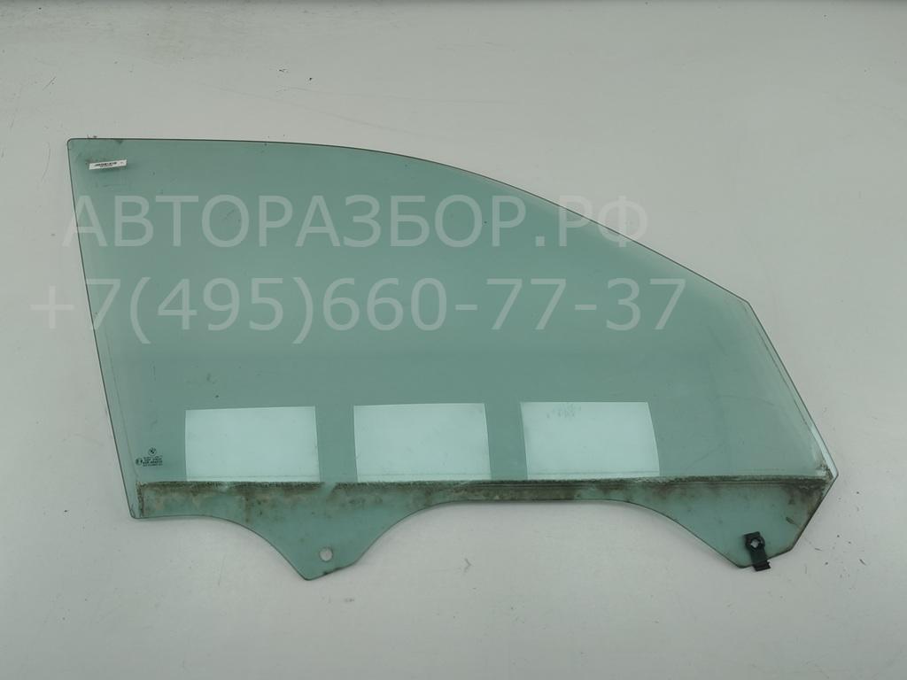 Стекло двери передней правой