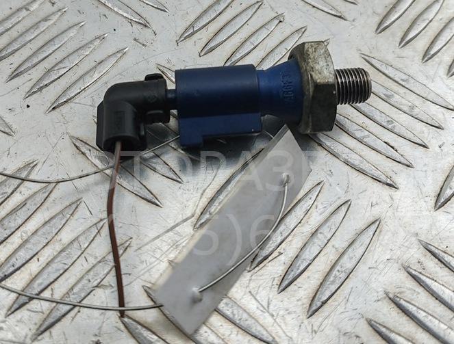 Датчик давления масла для Octavia (A7) 2013-2020