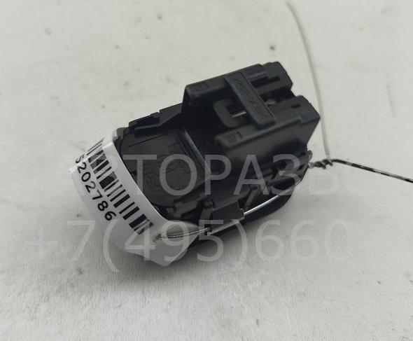 Кнопка регулировки зеркала