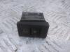 Кнопки управления прочие (включатель) Audi 80 B4 (1991-1996) Артикул 52616916 - Фото #1