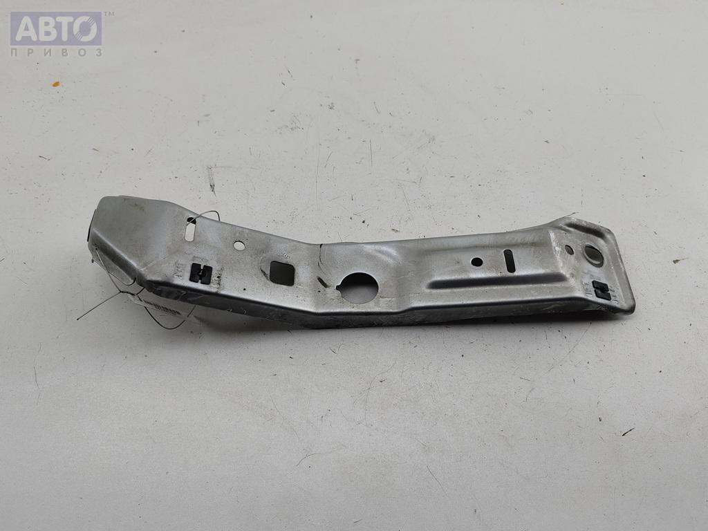 Крепление фары левой для Audi A6 C4, 1997, купить б/у, артикул 55186745 скидки