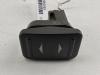 Кнопка стеклоподъемника переднего правого Ford S-Max Артикул 55034530 - Фото #1