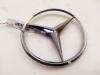 Эмблема Mercedes C-Class W203 (2000-2006) Артикул 54220336 - Фото #1