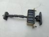 Ограничитель открывания двери передней Mercedes E-Class W211 (2002-2009) Артикул 54687610 - Фото #1