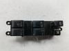 Блок кнопок управления стеклоподъемниками Nissan X-Trail (2001-2007) T30 Артикул 54794597 - Фото #1