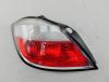 Фонарь задний левый Opel Astra H (2004-2009) Артикул 55110973 - Фото #1