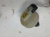 Крышка бачка тормозной жидкости Opel Omega B Артикул 54700345 - Фото #1